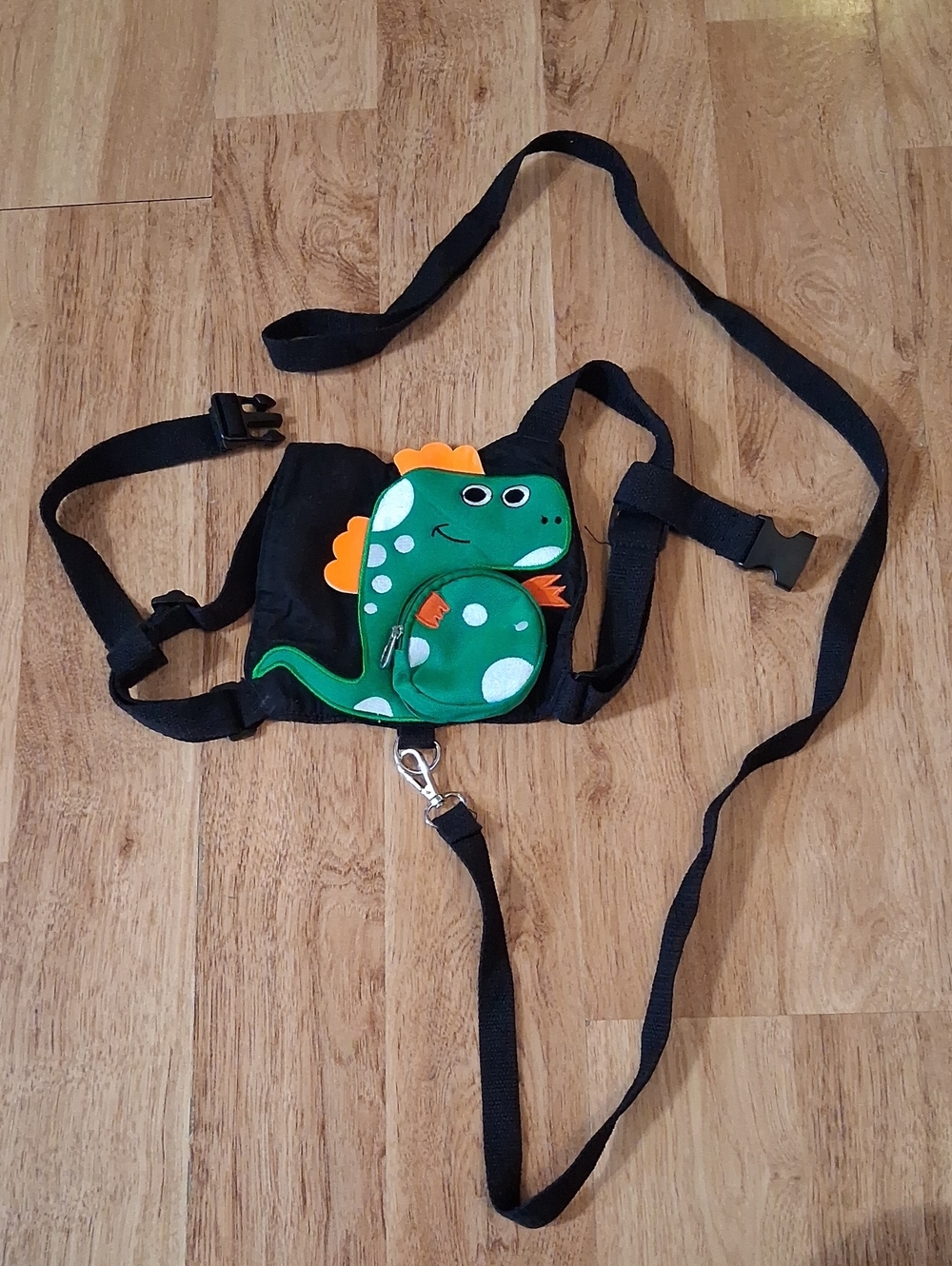 Kids Dinosaur Safety Harness Backpack - Black with Green Dino Toddler Leash